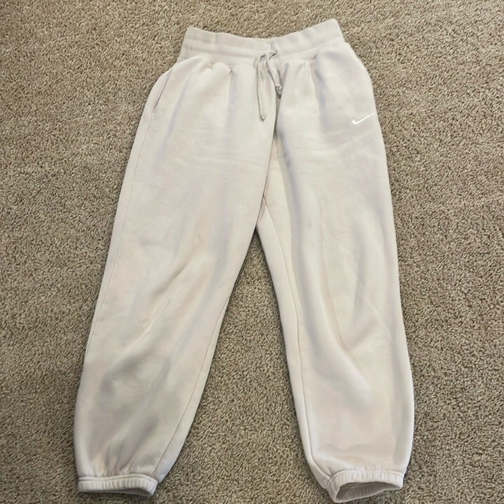 Women’s phoenix fleece Nike sweatpants